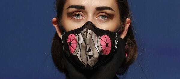 Защитные маски для коллекции Гриффи выпускает Vogmask - Sputnik Беларусь
