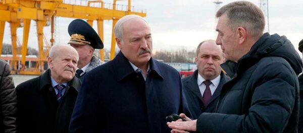 Рабочая поездка президента Беларуси Александра Лукашенко в Добруш Рабочая поездка президента Беларуси Александра Лукашенко в Добруш - Sputnik Беларусь