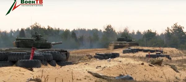 На очереди – танкисты: видео проверки боеготовности белорусских войск - Sputnik Беларусь