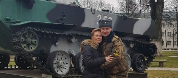 Вероника Альшаник с сыном Вадимом Вероника Альшаник с сыном Вадимом - Sputnik Беларусь