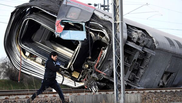Крушение скоростного поезда в Италии - Sputnik Беларусь
