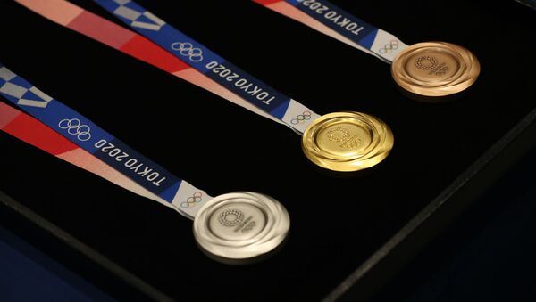 Олимпийские медали Токио-2020 - Sputnik Беларусь