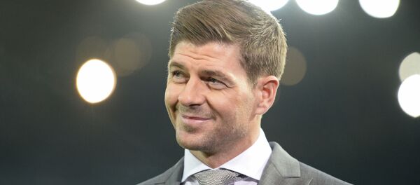 Бывший капитан Ливерпуля Стивен Джеррард Бывший капитан Ливерпуля Стивен Джеррард - Sputnik Беларусь