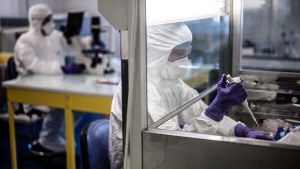 Французские врачи работают над созданием вакцины от коронавируса - Sputnik Беларусь