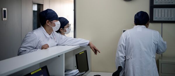 Медперсонал в Китае - Sputnik Беларусь