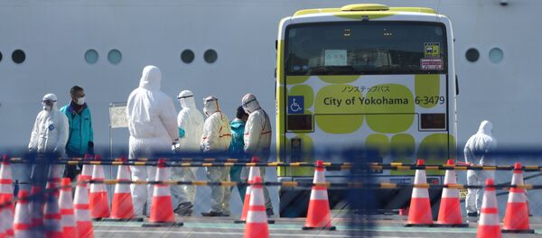 Эвакуация пассажиров круизного лайнера в Йокогаме - Sputnik Беларусь