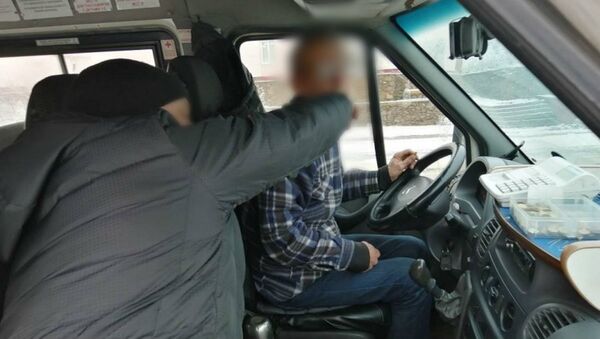 В Витебском районе мужчина избил водителя маршрутки: - Sputnik Беларусь