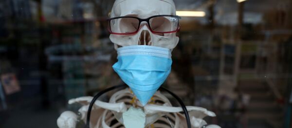 Продажа медицинских масок в Лондоне - Sputnik Беларусь