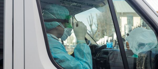 Аўтамабіль хуткай дапамогі ля інфекцыйнай бальніцы Мінска Аўтамабіль хуткай дапамогі ля інфекцыйнай бальніцы Мінска - Sputnik Беларусь