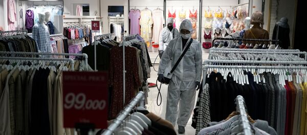 В магазинах Сеула проводят санитарную обработку - Sputnik Беларусь
