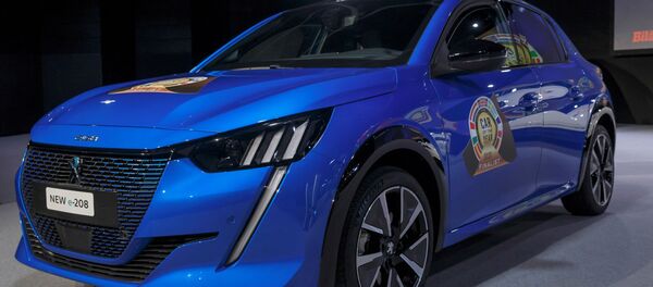 Автомобиль года в Европе-2020 Peugeot 208 - Sputnik Беларусь