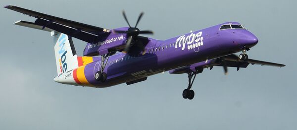 Самолет компании Flybe  - Sputnik Беларусь