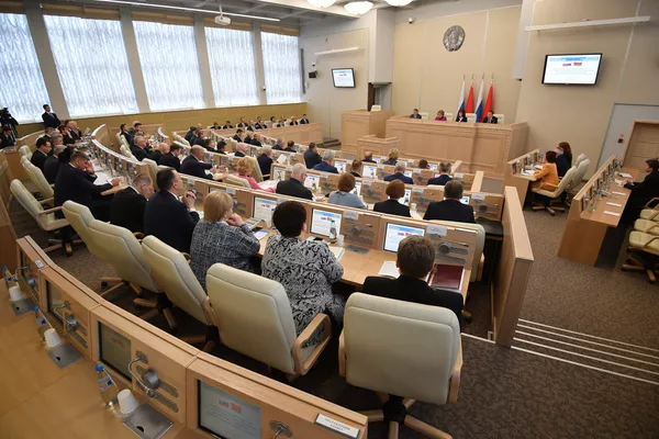 Валентина Матвиенко и Наталья Кочанова Валентина Матвиенко и Наталья Кочанова - Sputnik Беларусь
