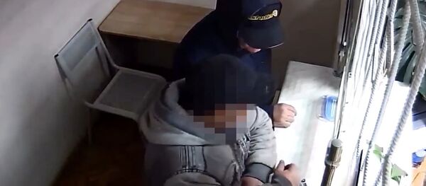 Ловкость рук: в Могилеве задержан мошенник, продававший золото  - Sputnik Беларусь