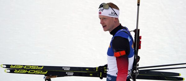 Норвежский биатлонист Йоханнес Бё Норвежский биатлонист Йоханнес Бё - Sputnik Беларусь