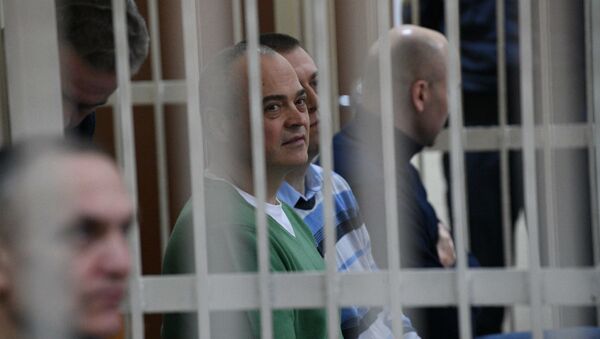 Феликс Касперович (в центре) на процессе по делу о взятках - Sputnik Беларусь