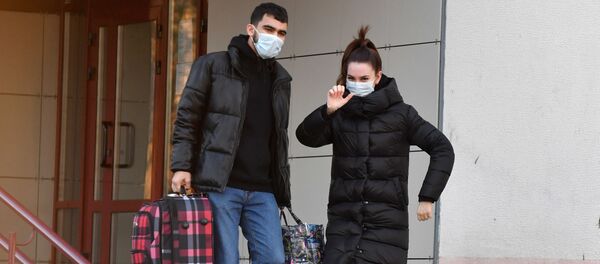 Несмотря на серьезность ситуации, студенты БГУ не теряли бодрого расположения духа. - Sputnik Беларусь