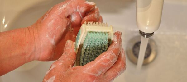 Мытье рук, архивное фото - Sputnik Беларусь