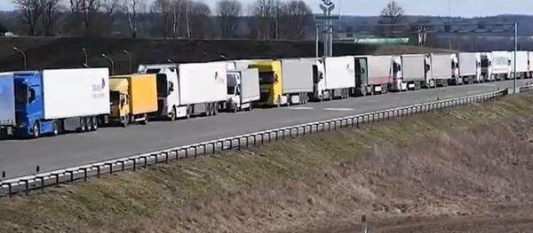 Водители устали: что происходит на границе, где очередь из фур 12 км - Sputnik Беларусь