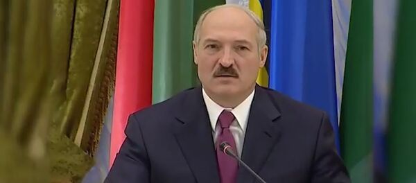 Лукашенко о панике: сейчас завизжали по-свинячьи, завтра – замурлыкаем - Sputnik Беларусь