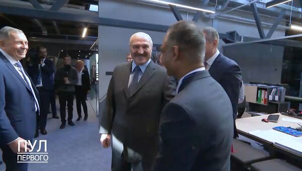Лукашенко: надо работать как в Беларуси, тогда не будет как в Италии - Sputnik Беларусь