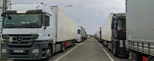 Очереди грузовиков на границе, архивное фото - Sputnik Беларусь