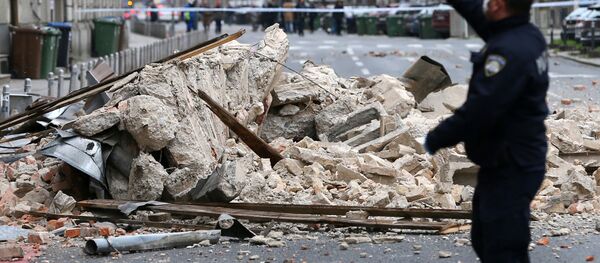 Обломки на улице после землетрясения в Загребе  - Sputnik Беларусь