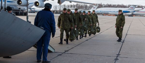 Самалёты ВКС Расіі даставілі ў Італію спецыялістаў для барацьбы з COVID-19 Самалёты ВКС Расіі даставілі ў Італію спецыялістаў для барацьбы з COVID-19 - Sputnik Беларусь