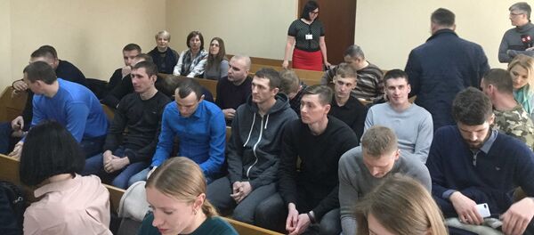 Присутствующие в зале суда - Sputnik Беларусь