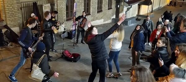 Без комментариев: как сейчас выглядят улицы белорусских городов - видео - Sputnik Беларусь