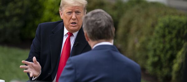 Президент США Дональд Трамп дает интервью Fox News - Sputnik Беларусь