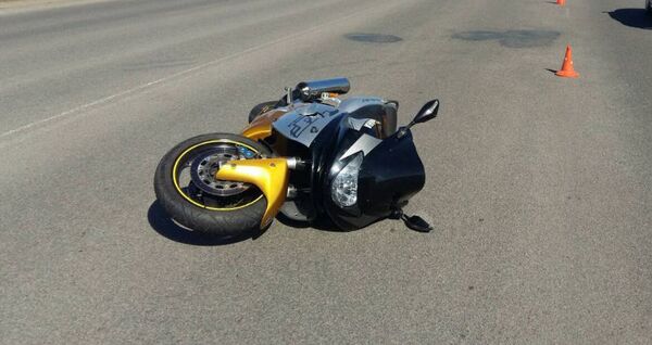 Молодой байкер погиб в Солигорске после столкновения с автобусом - Sputnik Беларусь