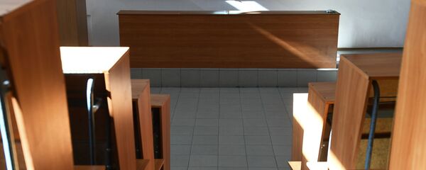 Пустая аудитория университета, архивное фото - Sputnik Беларусь