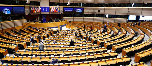 Перед началом специальной сессии Европарламента по поводу мер в связи с коронавирусом - Sputnik Беларусь