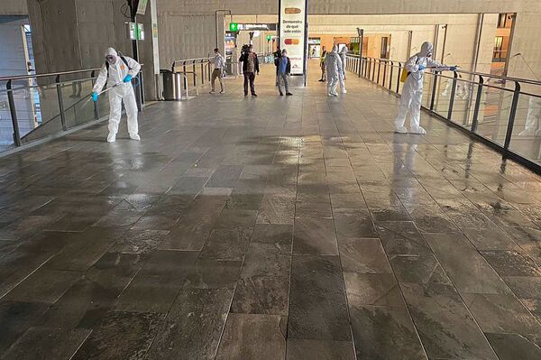 Родные очень переживают: что происходит из-за коронавируса в Испании - Sputnik Беларусь