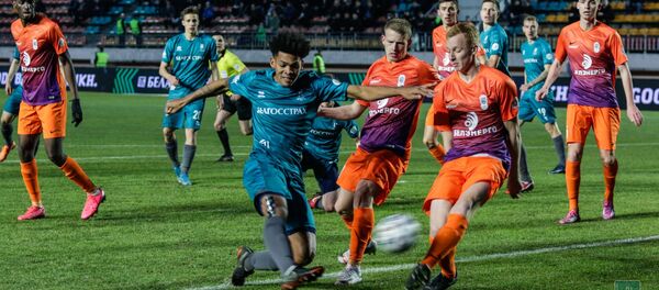 ФК Рух играет с Энергетиком-БГУ - Sputnik Беларусь