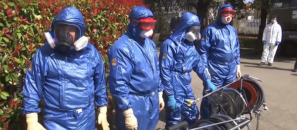 Минобороны показало, как военспецы борются с коронавирусом в Италии - Sputnik Беларусь