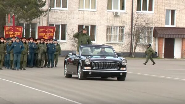 В Минске репетируют парад на 9 Мая, видео - Sputnik Беларусь
