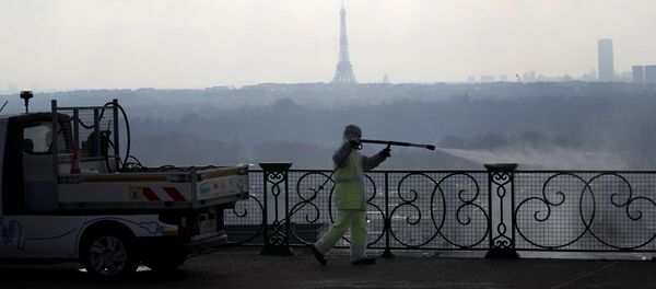 Дезинфекция улиц в Париже - Sputnik Беларусь