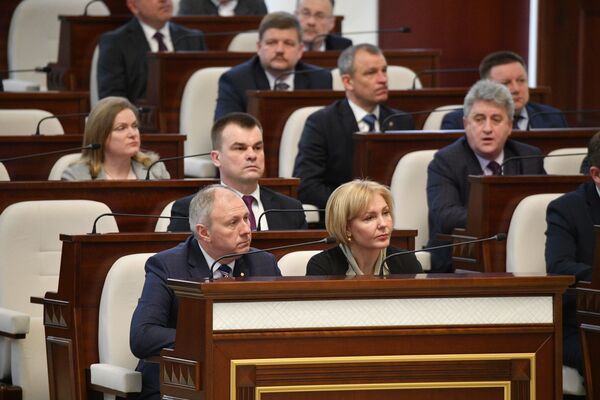 Кабинет министров на сессии парламента - Sputnik Беларусь