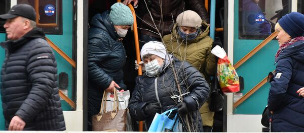 Во время коронавируса в минском транспорте - Sputnik Беларусь