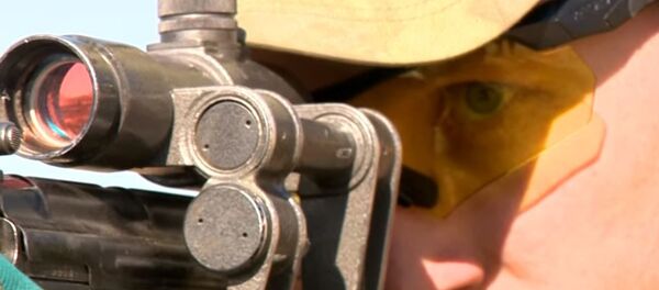 Белорусские десантники готовятся к снайперскому рубежу, видео - Sputnik Беларусь