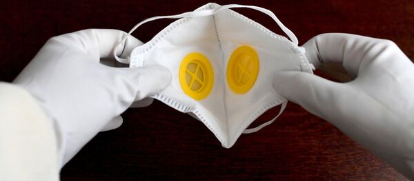 Респиратор, архивное фото - Sputnik Беларусь
