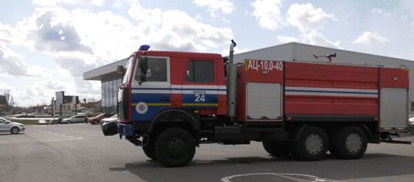 Под днищем машины в автоцентре нашли гранату Под днищем машины в автоцентре нашли гранату - Sputnik Беларусь