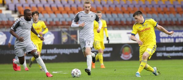 Матч чемпионата Беларуси по футболу БАТЭ - Рух Матч чемпионата Беларуси по футболу БАТЭ - Рух - Sputnik Беларусь