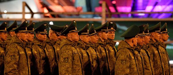 Репетиция роты почетного караула к параду 9 Мая - Sputnik Беларусь