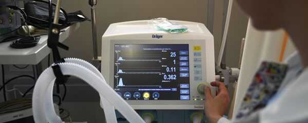 Аппарат для искусственной вентиляции легких, архивное фото  - Sputnik Беларусь