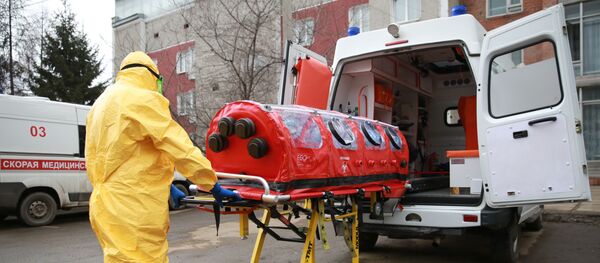 Бокс для перевозки зараженных коронавирусом, архивное фото - Sputnik Беларусь