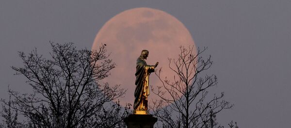Суперлуние  - Sputnik Беларусь
