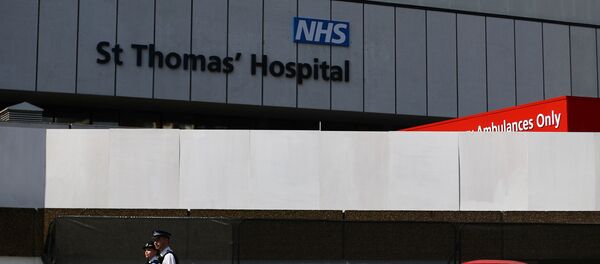 Госпиталь, в котором находится Борис Джонсон - Sputnik Беларусь